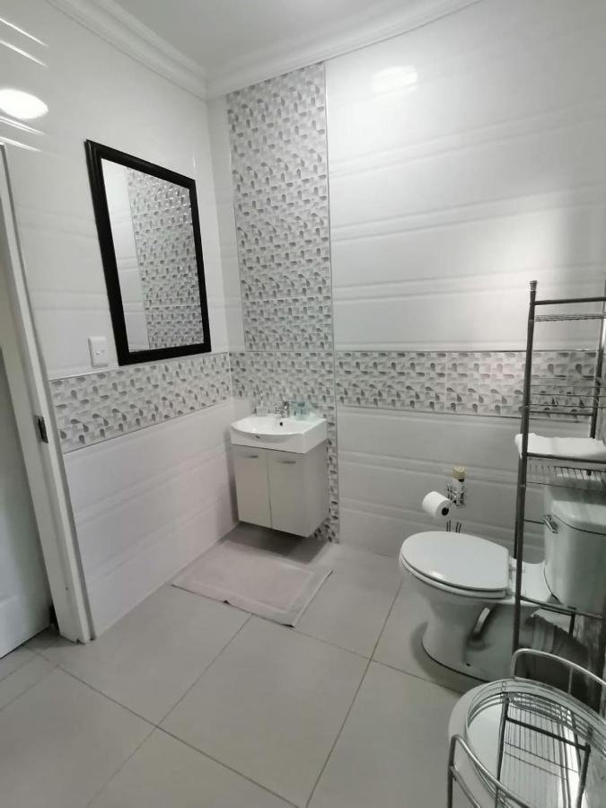 Mi Vida Guesthouse Клерксдорп Екстериор снимка