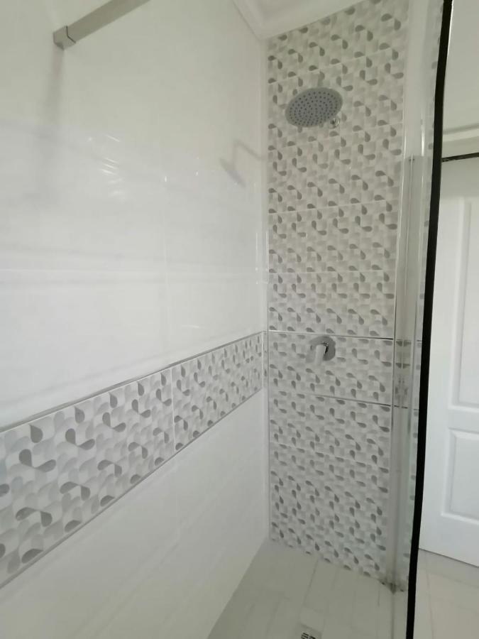 Mi Vida Guesthouse Клерксдорп Екстериор снимка