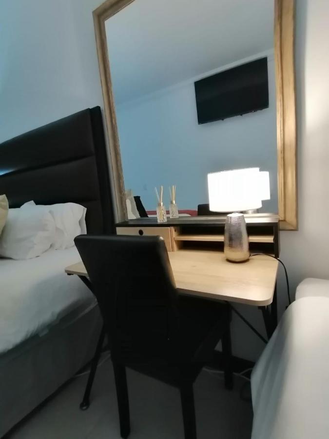 Mi Vida Guesthouse Клерксдорп Екстериор снимка