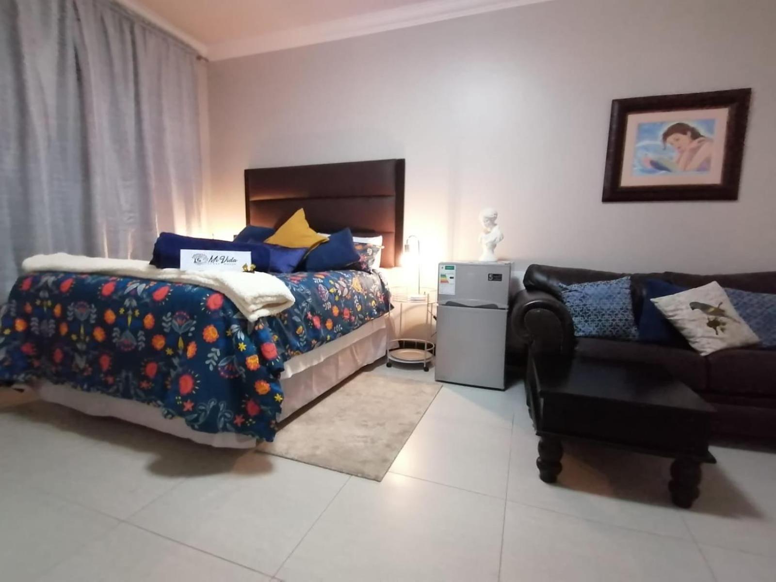 Mi Vida Guesthouse Клерксдорп Екстериор снимка